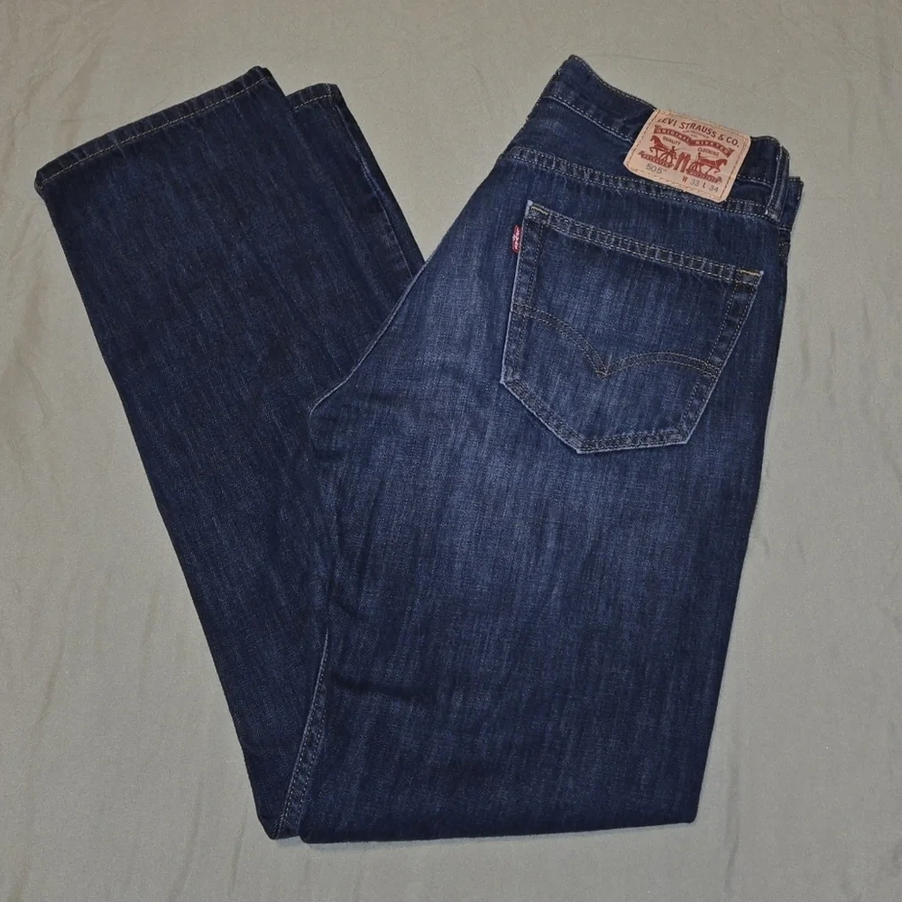 Levi’s 505 Straight Fit Jeans – Men’s 33x32#006